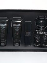 MoschinoMen_s4-PcToyBoyEaudeParfumGiftSet_7