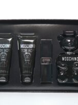 MoschinoMen_s4-PcToyBoyEaudeParfumGiftSet_8