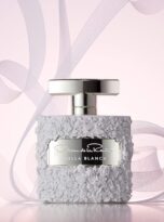 OscarDeLaRentaBellaBlancaEaudeParfum3PieceGiftSetforWomenPerfumeSpray3.4Fl.Oz_._1.0Fl.Oz_.andBodyLotion3.4Fl.Oz_1